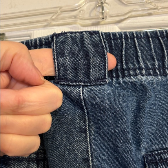 Elastic Waist Petite Jeans - Picture 4 of 8